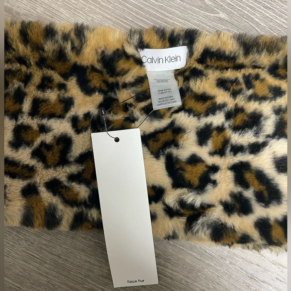 Calvin Klein scarf cheetah print